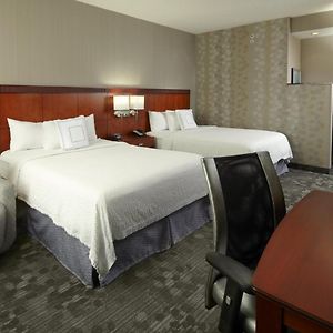 Queen Room Two Queen Beds